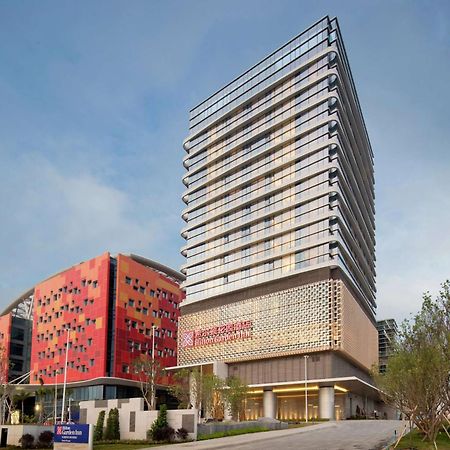 Hilton Garden Inn Zhuhai Hengqin Екстериор снимка