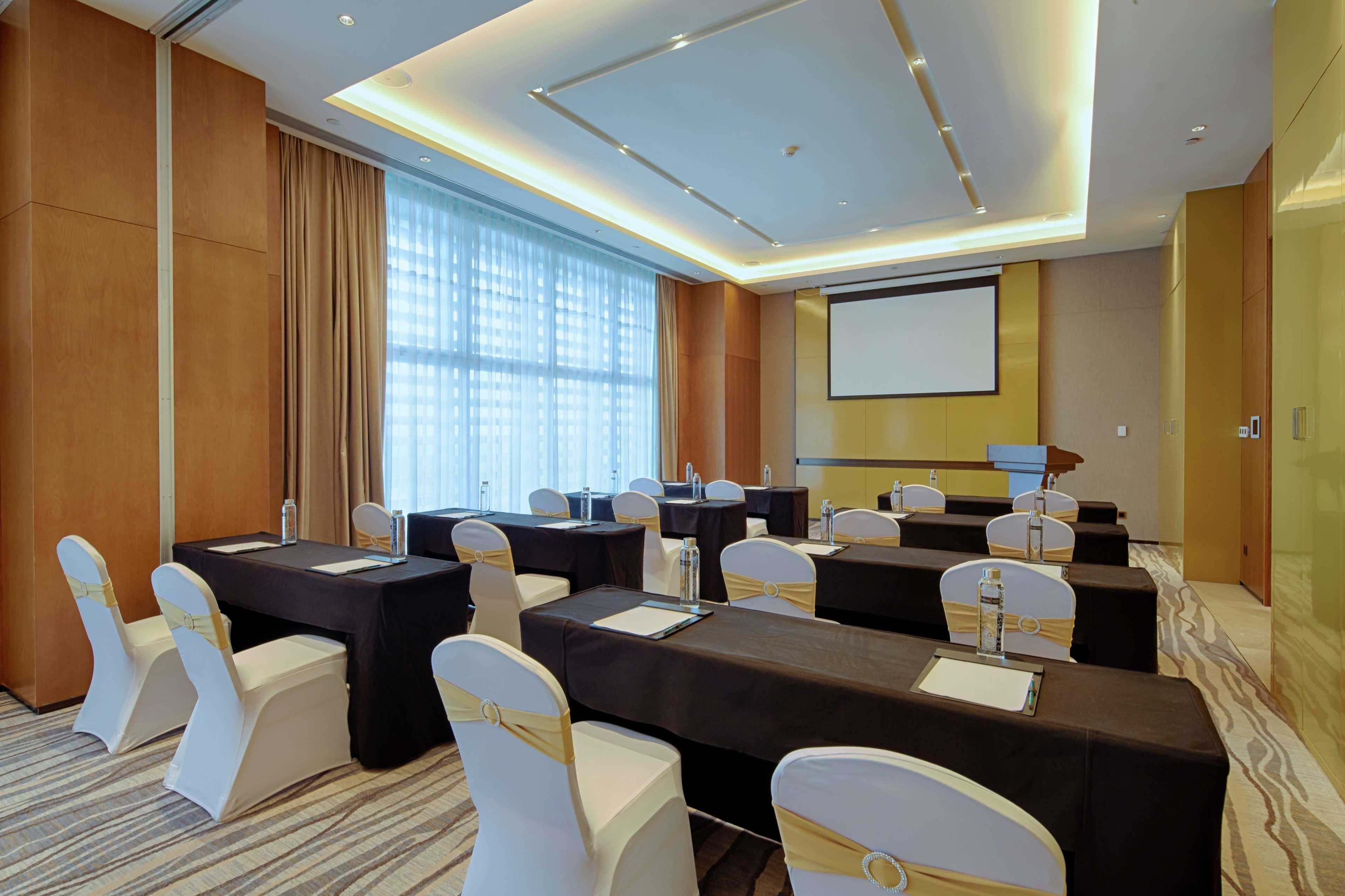 Hilton Garden Inn Zhuhai Hengqin Екстериор снимка