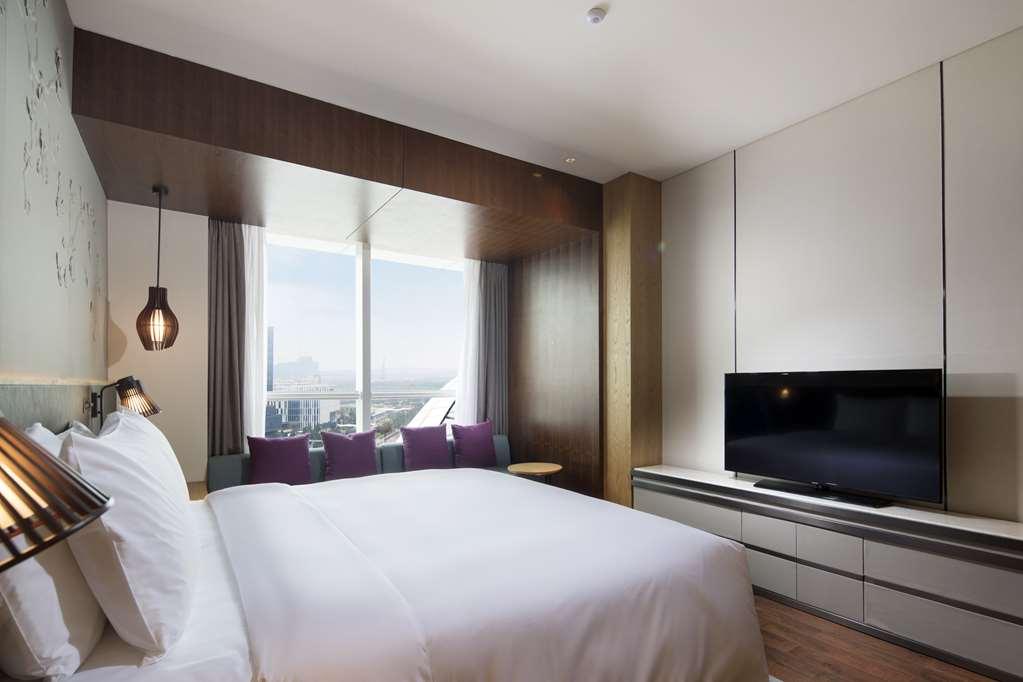 Hilton Garden Inn Zhuhai Hengqin Стая снимка